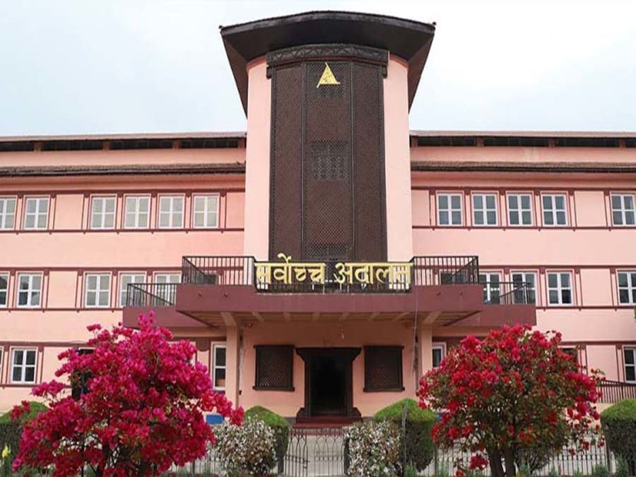 स्ववियु खारेज गर्ने निर्णय तत्काल कार्यान्वयन नगर्न सर्वोच्चको आदेश