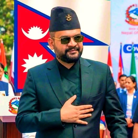 ३२औँ पटक सगरमाथा चढेर कामी रिता शेर्पाले फेरि बनाए विश्व कीर्तिमान, प्रधानमन्त्री शाहद्वारा बधाई