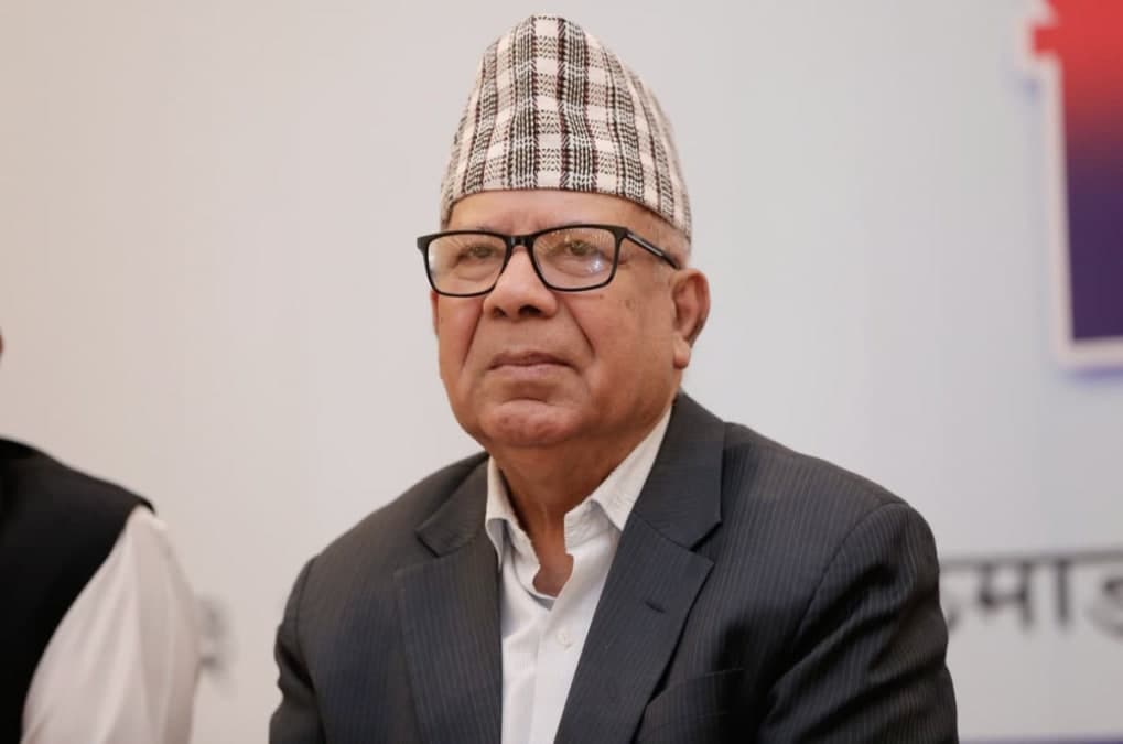 आत्मसमीक्षाबिना कम्युनिष्ट आन्दोलन अघि बढ्दैन : माधव नेपाल