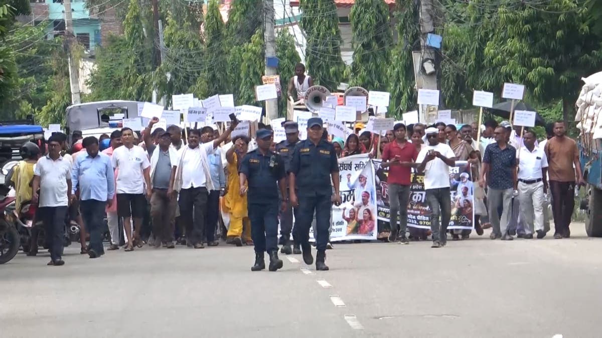 ९ बुँदे सहमति र मन्त्रिपरिषद् निर्णयविरुद्ध जनकपुरमा साहु–महाजनको प्रदर्शन