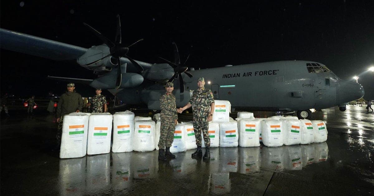 नेपालमा भारतको राहत अभियान तीव्र, चौथो उडानमा ११ टन सामग्री