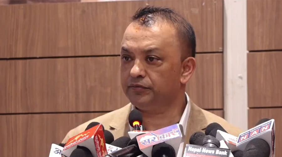 बूढीगण्डकीमा बाढीले दुई पुल बगाएपछि गगन थापाद्वारा सतर्क रहन आग्रह